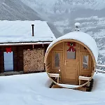 Paradise - Ski-in Luxury With Sauna & Panoramic Mountain Views In Chalet