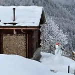 Chalet Paradise - Ski-in Luxury With Sauna & Panoramic Mountain Views In *