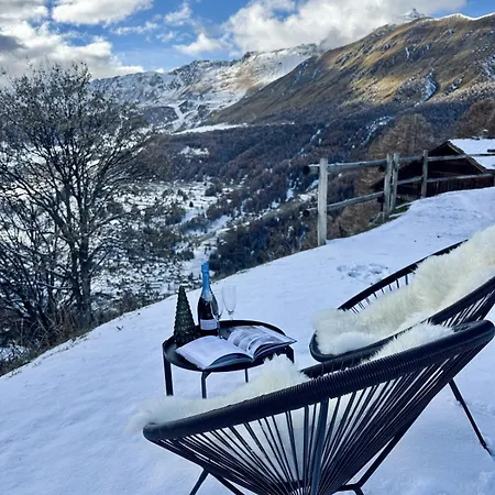Paradise - Ski-in Luxury With Sauna & Panoramic Mountain Views In シャレー