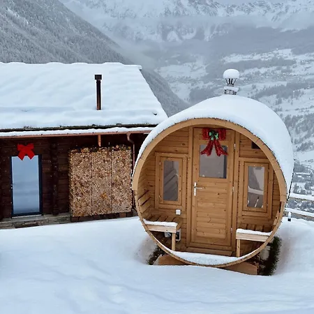 Paradise - Ski-in Luxury With Sauna & Panoramic Mountain Views In シャレー